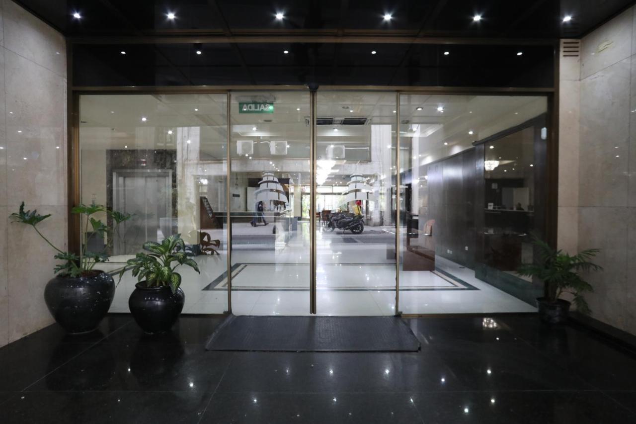 Hr Esmeralda Luxor Hotel