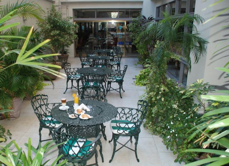 Hr Esmeralda Luxor Hotel 4*